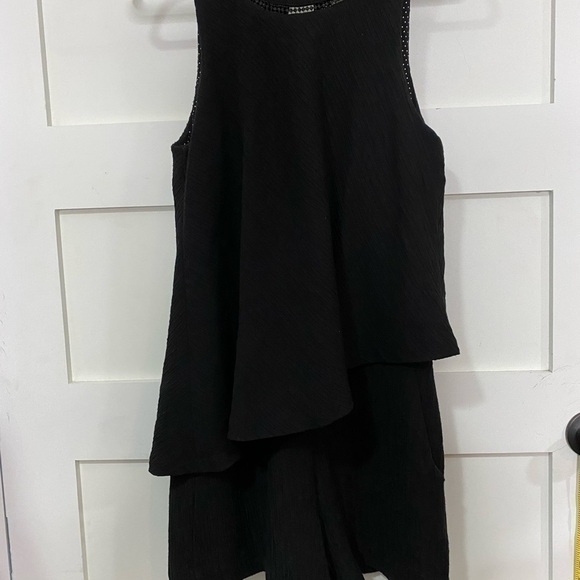 Elevenses Layered Ruffled Romper in Black Size Small - Picture 5 of 14